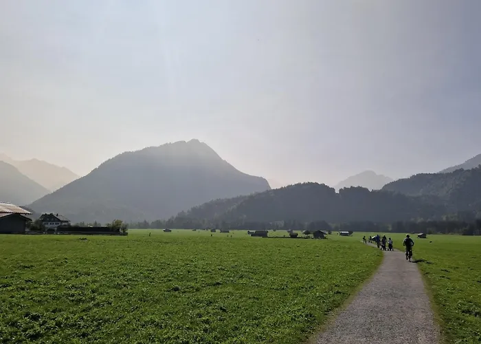 아파트 Sonniger Alpenblick In Bestlage Von *