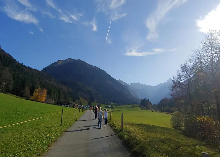 아파트 Sonniger Alpenblick In Bestlage Von
